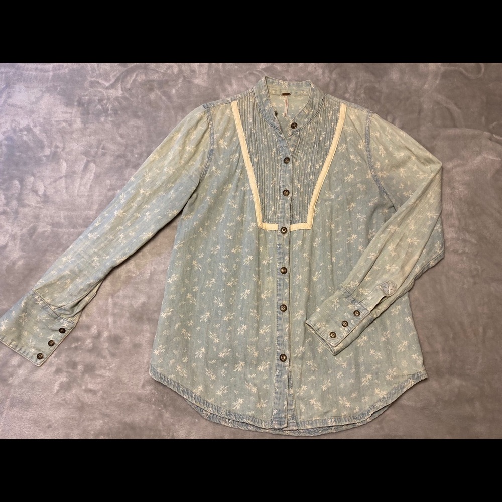Free People button down top!